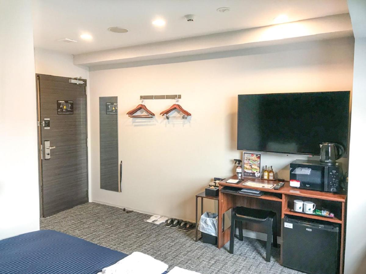 Hotel Livemax Fukushima Koriyama Buitenkant foto