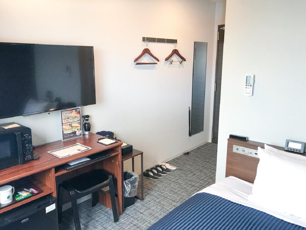 Hotel Livemax Fukushima Koriyama Buitenkant foto